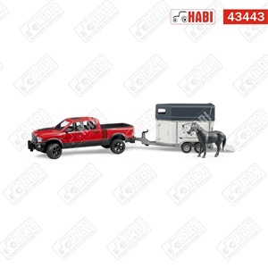 BRUDER Ram 2500 Pickup lószállító utánfutóval és lóval