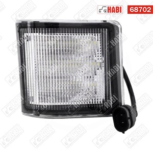 John Deere LED munkalámpa 22W négyzet, 6x 5W OSRAM LED, 2800 Lumen, 12-24 V 112,1x95,8 bal
