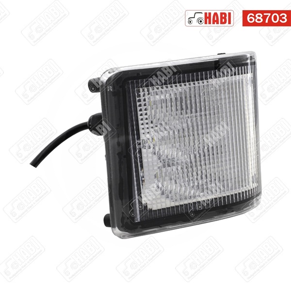 John Deere LED munkalámpa 22W négyzet, 6x 5W OSRAM LED, 2800 Lumen, 12-24 V 112,1x95,8 jobb