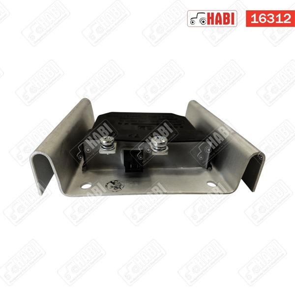 MTZ Feszültségszabályzó új tipusú 14/28V 3759.15.02 fekete MTZ822