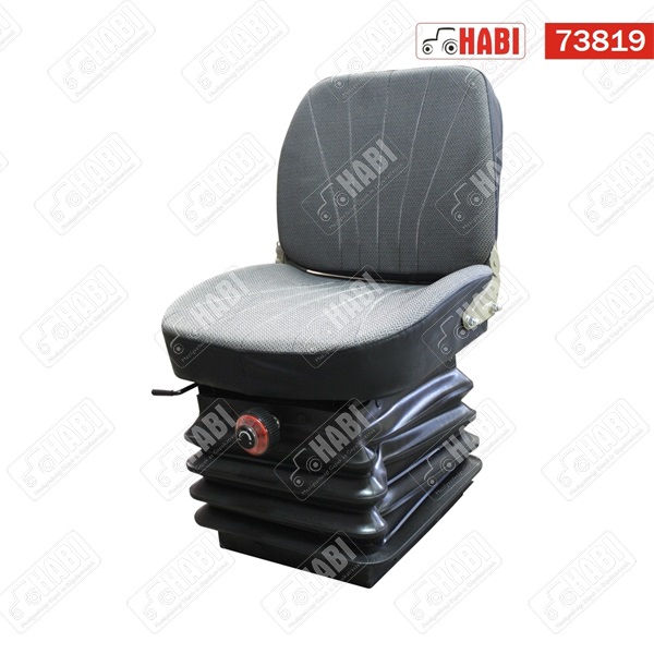 MTZ Vezetőülés lux alacsony háttámlás /100/