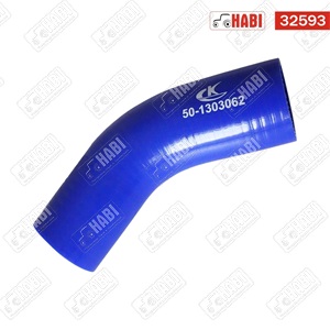 MTZ Vízcső vásznas alsó /szilikonos/ D=48mm d=38mm - 120° L=80x80