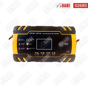 Okos akkumlátortöltő 8A/12V vagy 4A/24V