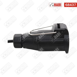 Utánfutó csatlakozó adapter 7/15 pólus 0,75 m 12V